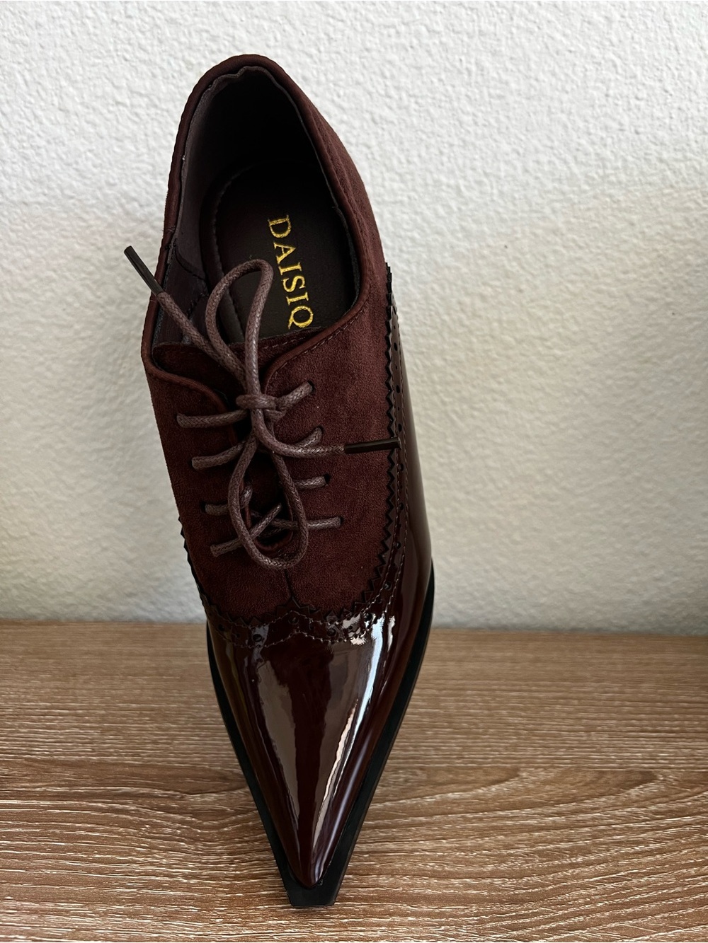 Brown Pointed Lace-Up Block Heel Oxfords - Picture 5 of 6